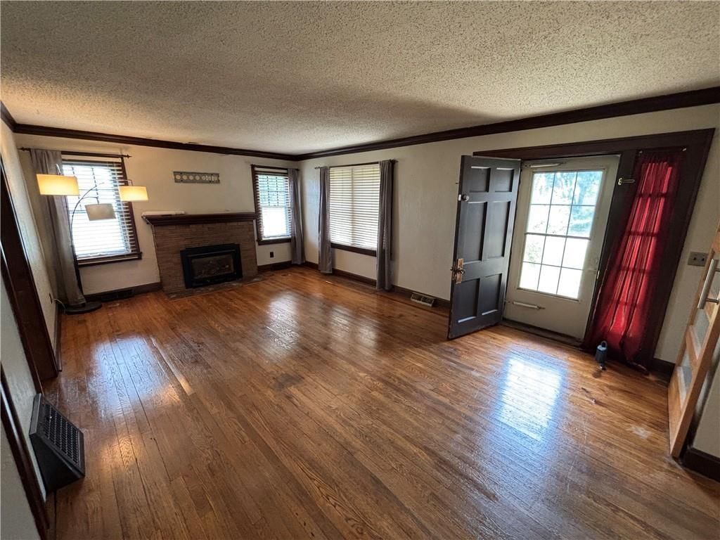 4205 N Kansas Avenue — photo 3
