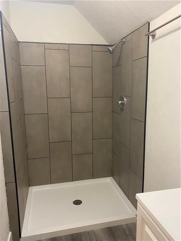 3222 E 11th Street — photo 13