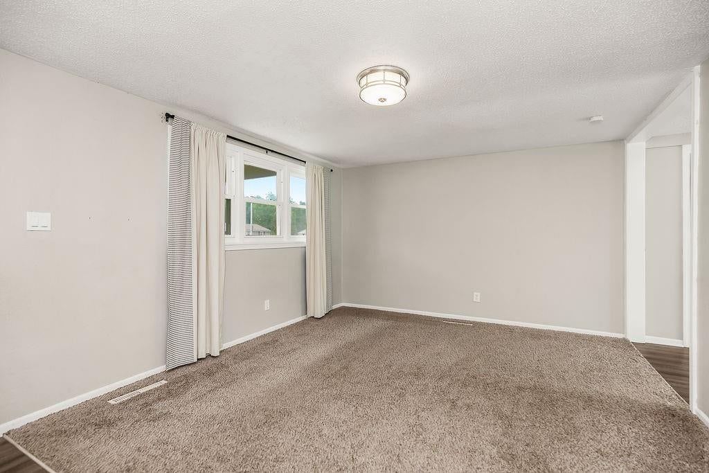 8109 N Summit Street — photo 6