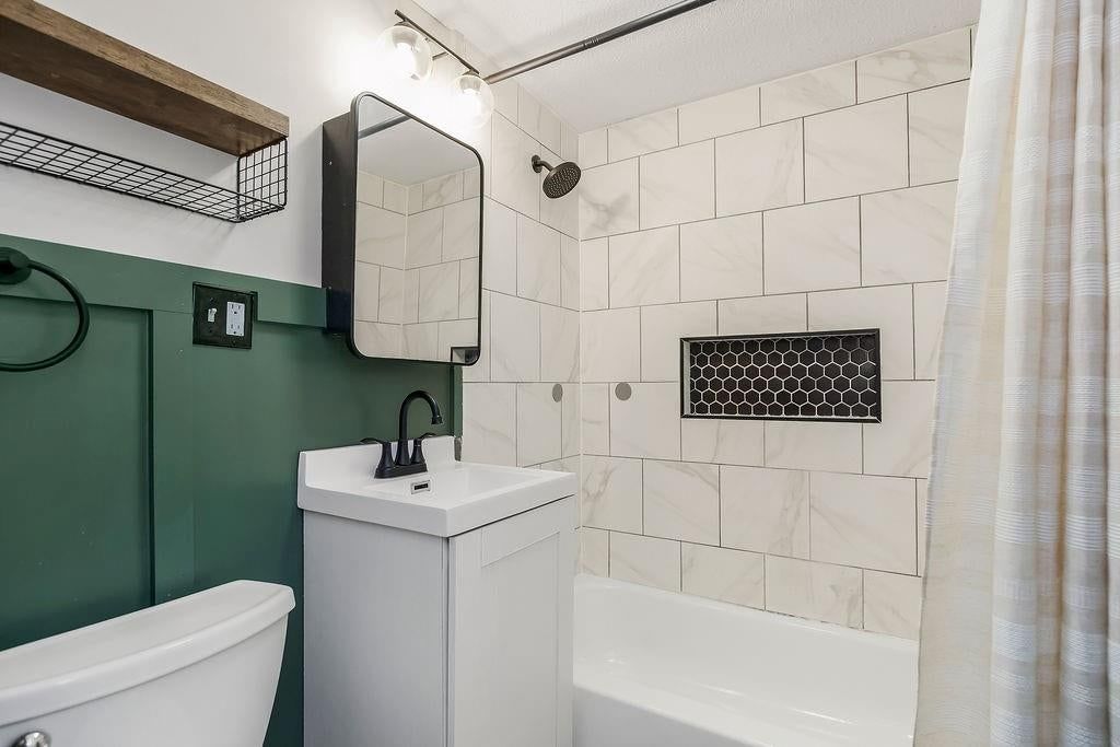 8109 N Summit Street — photo 18