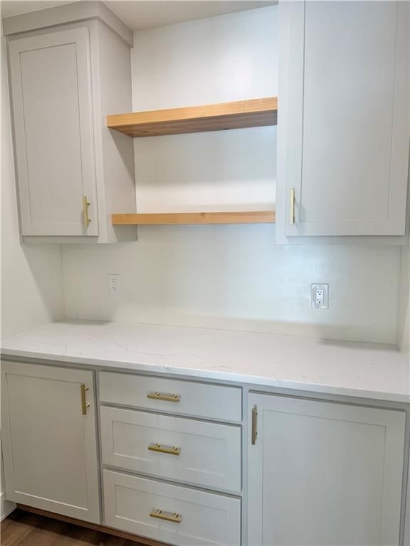 810 N Water Street — photo 10