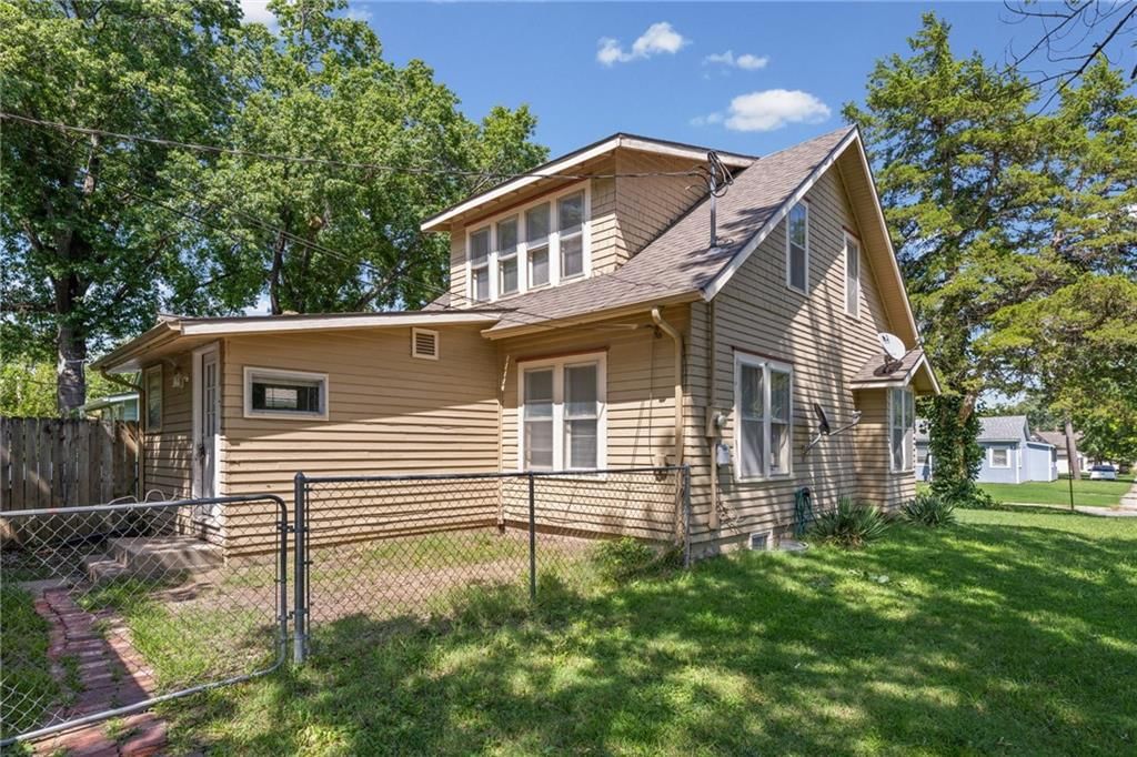 848 Tremont Street — photo 30