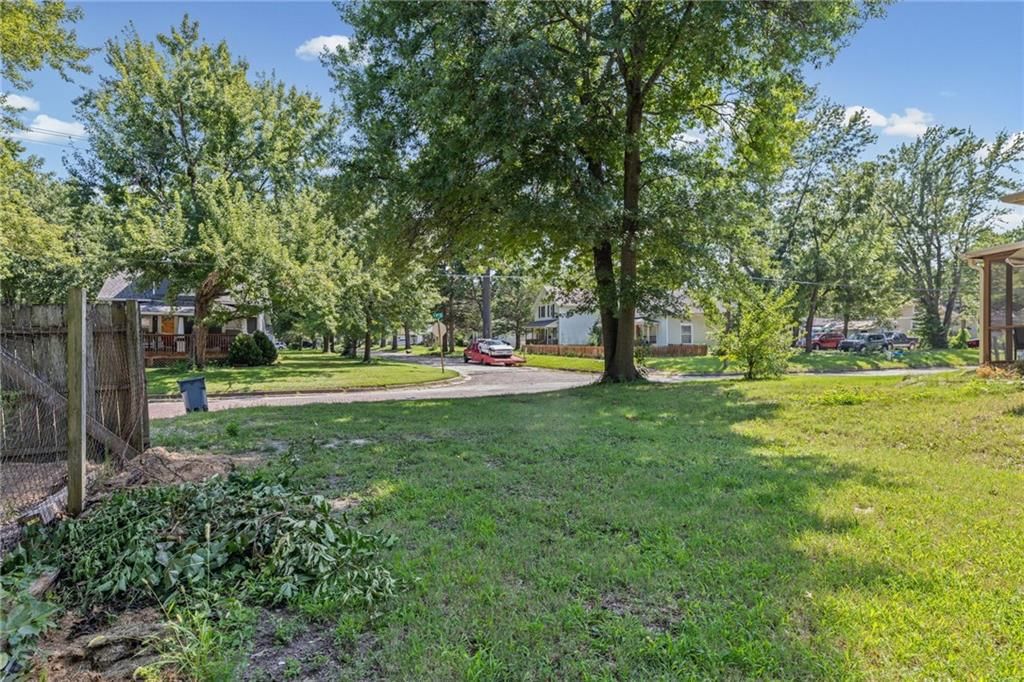 848 Tremont Street — photo 31
