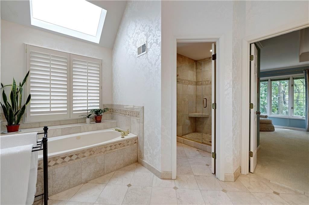 13845 Hadley Street — photo 33