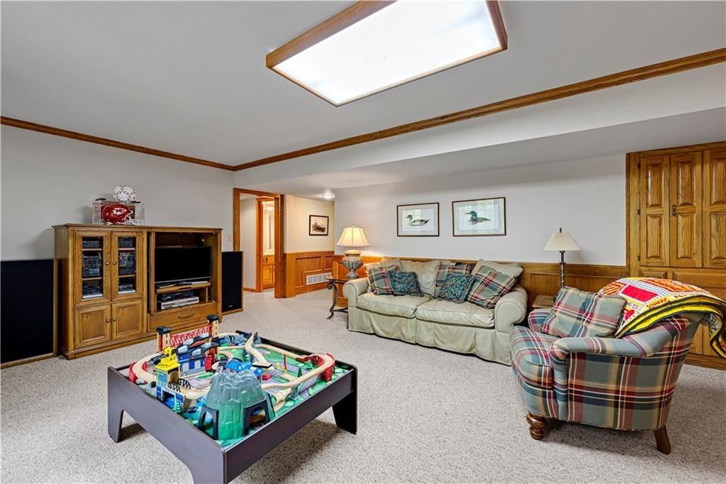 13845 Hadley Street — photo 47
