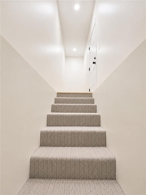 1001 W 93rd Street — photo 12
