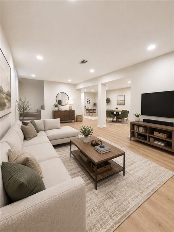 1001 W 93rd Street — photo 16