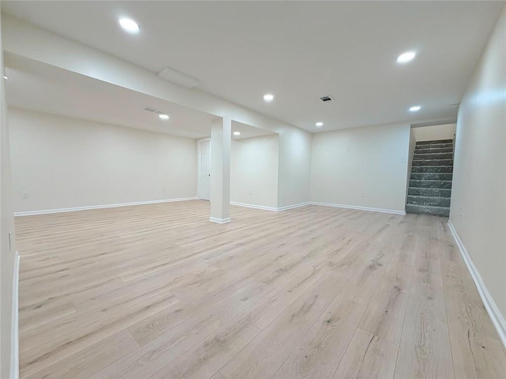 1001 W 93rd Street — photo 17
