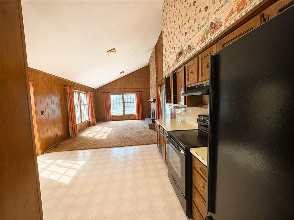 802 S 10th Street — photo 3