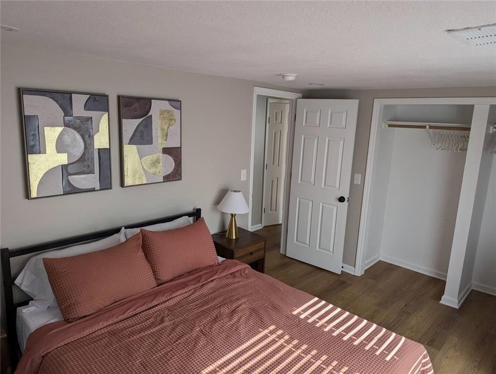 8804 E 47th Street — photo 13