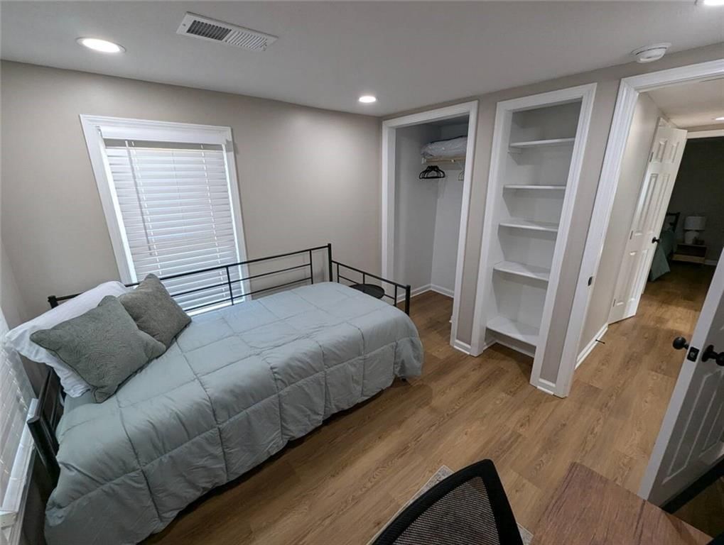 8804 E 47th Street — photo 18