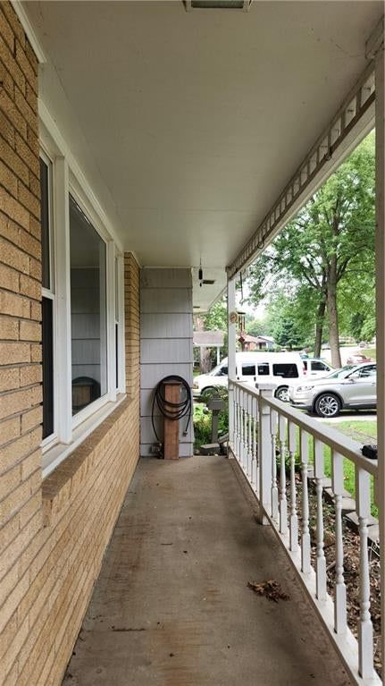 2701 S Maybrook Avenue — photo 4