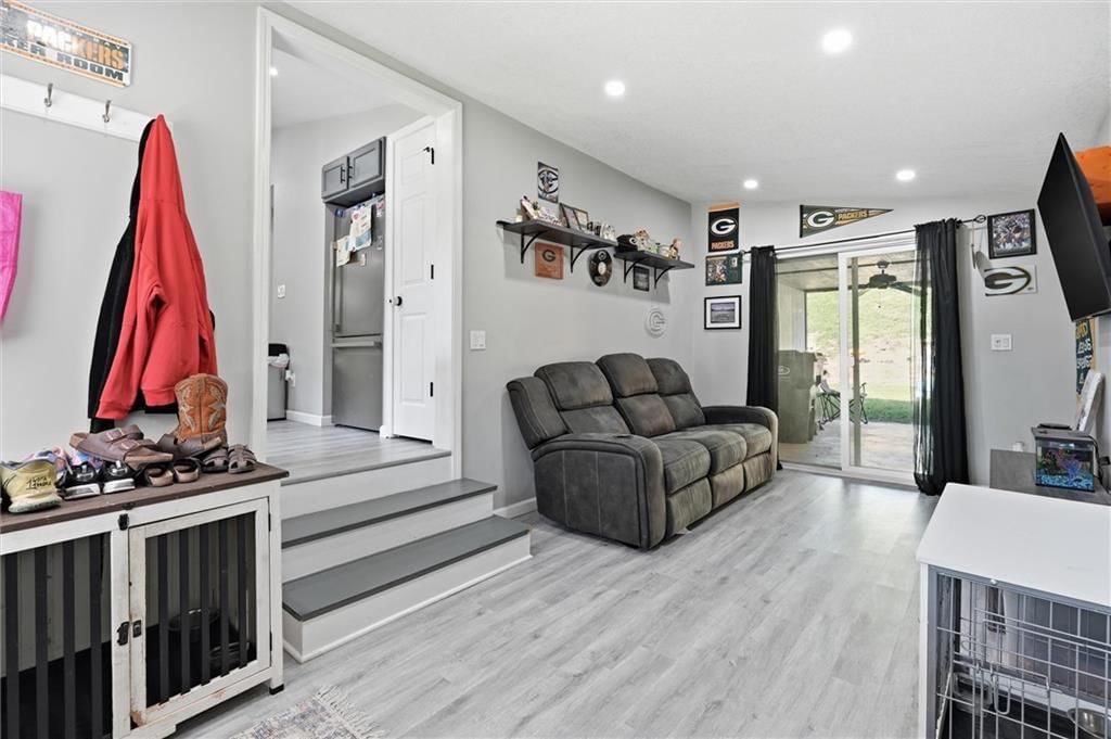1018 S Appleton Avenue — photo 5