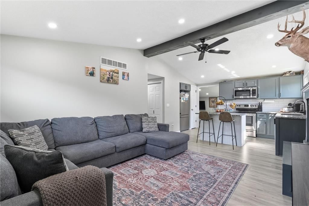 1018 S Appleton Avenue — photo 9