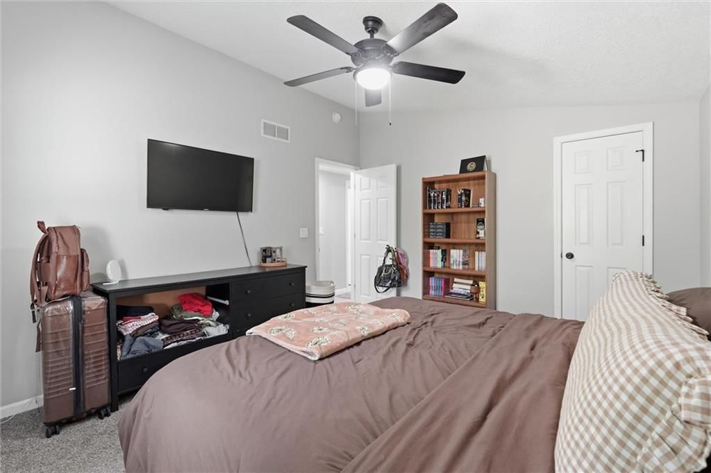 1018 S Appleton Avenue — photo 20