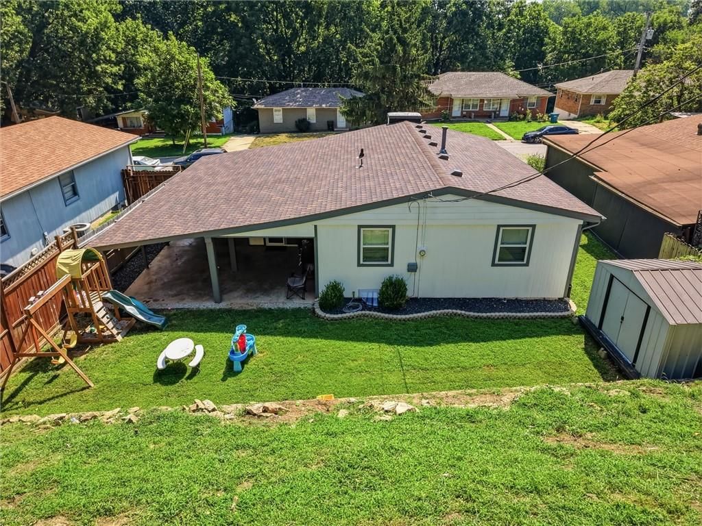 1018 S Appleton Avenue — photo 34
