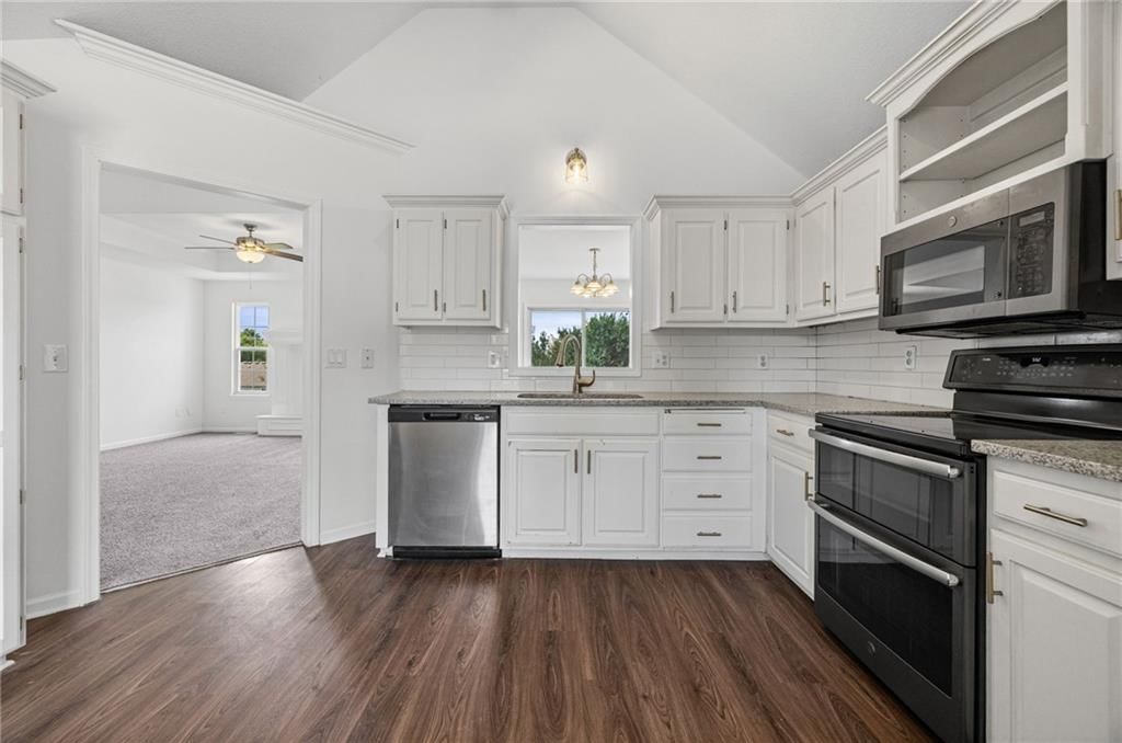 712 S Sunset Lane — photo 12
