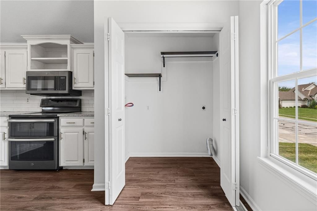 712 S Sunset Lane — photo 14