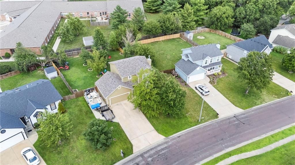 21240 W 226th Street — photo 43