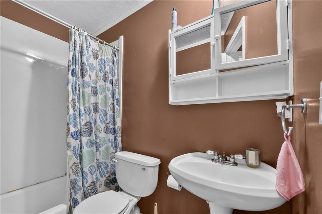 110 E Nelson Circle — photo 15