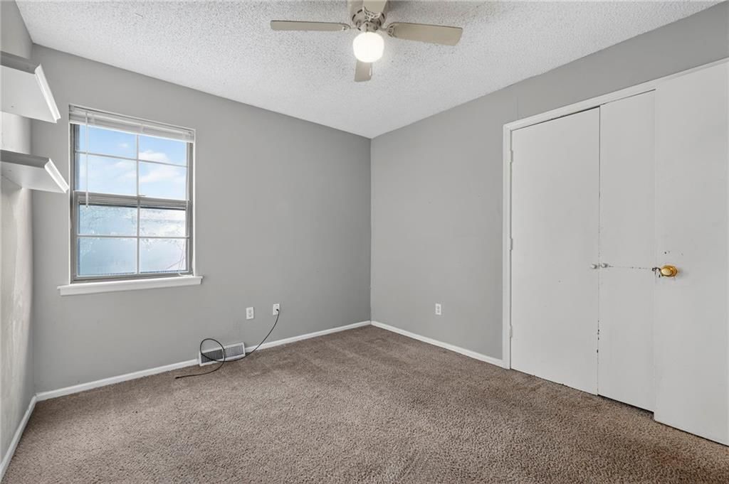 110 E Nelson Circle — photo 16