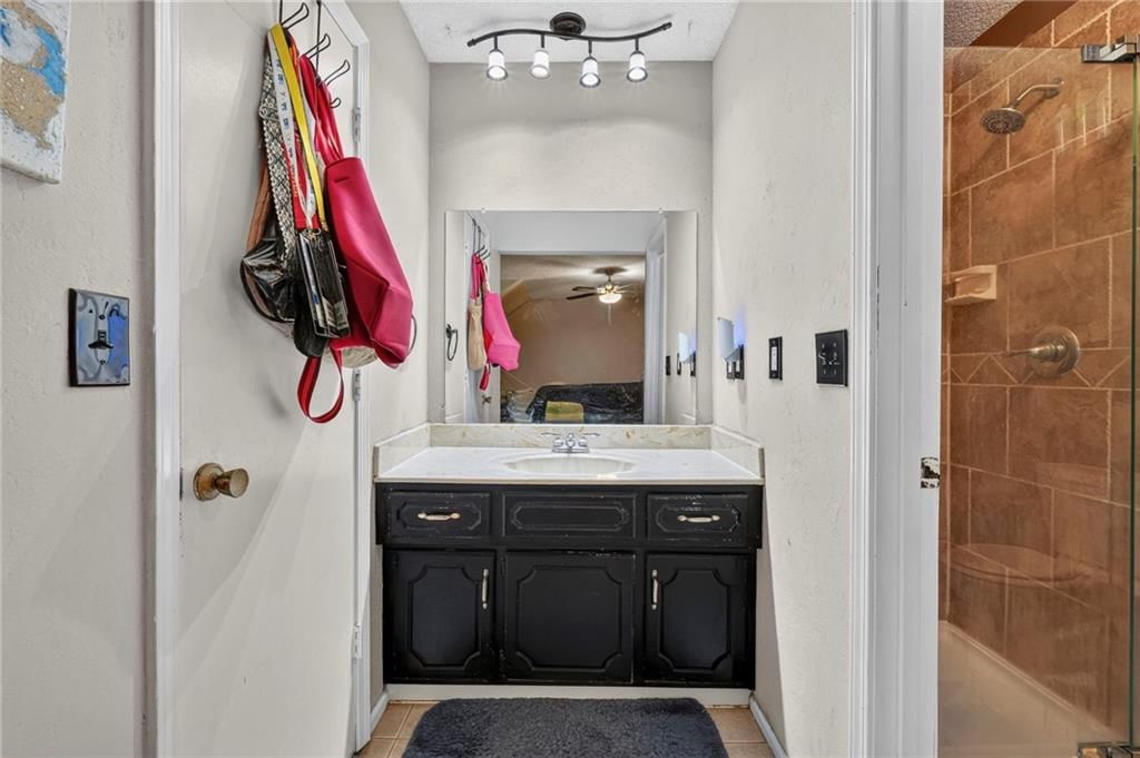 110 E Nelson Circle — photo 18