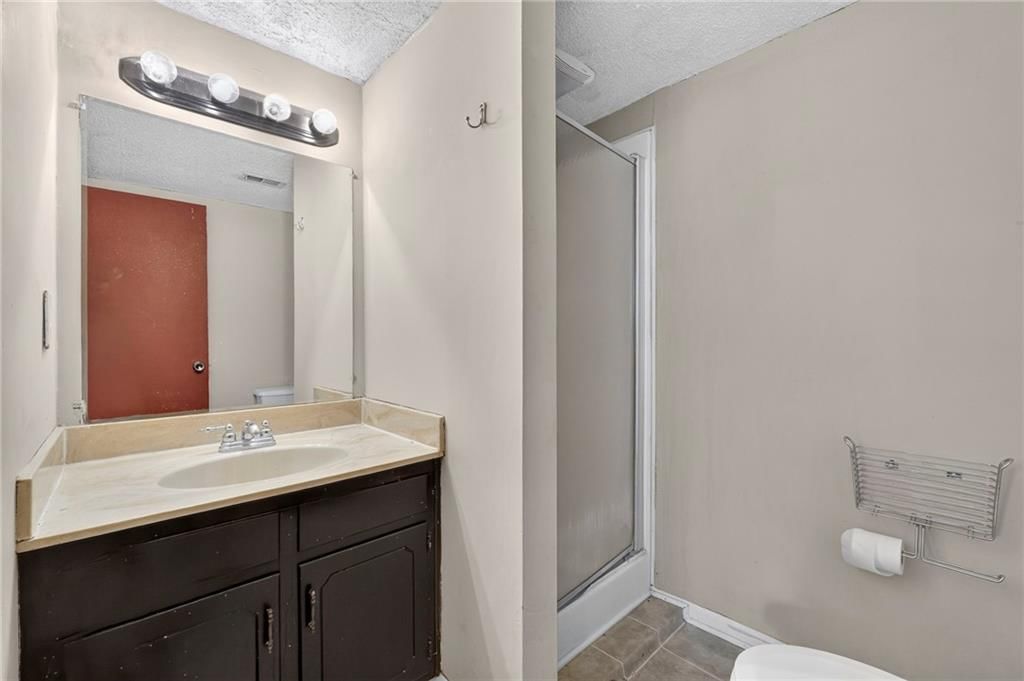 110 E Nelson Circle — photo 23