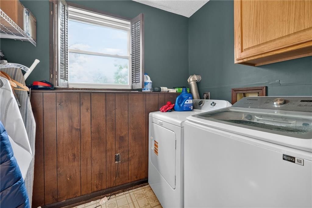 110 E Nelson Circle — photo 24