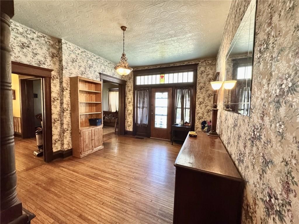 200 S Moulton Street — photo 12