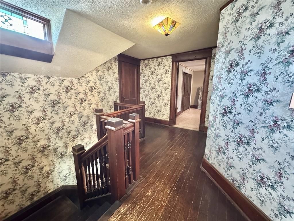 200 S Moulton Street — photo 31