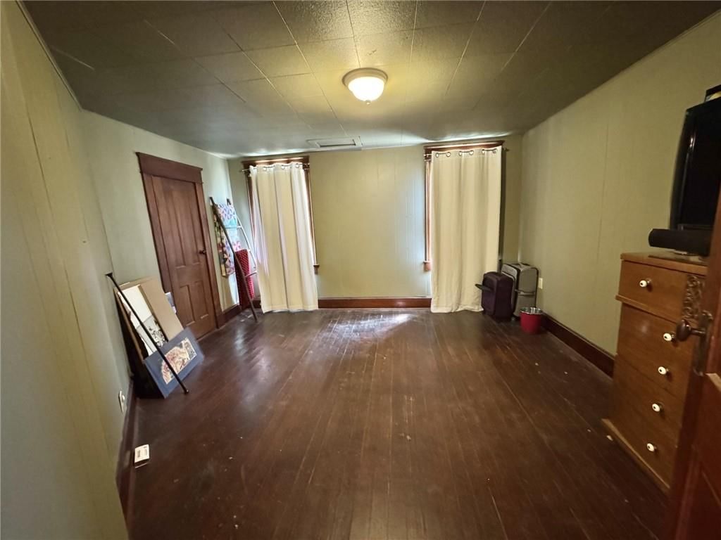 200 S Moulton Street — photo 36