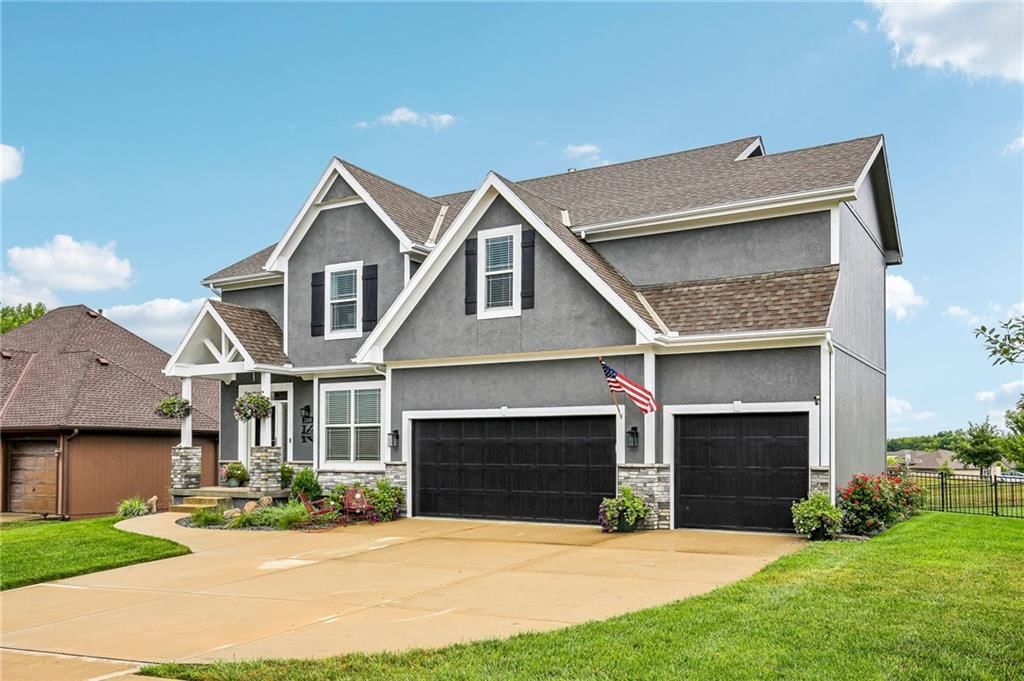 2100 Prairie Creek Drive — photo 2
