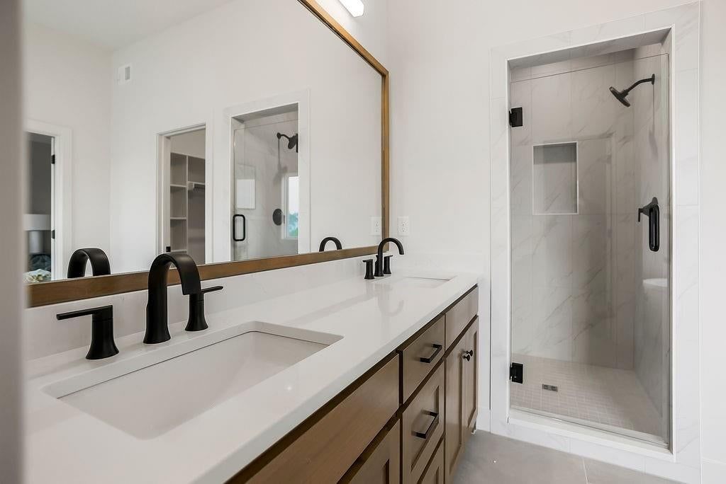 15586 W 168th Terrace — photo 21