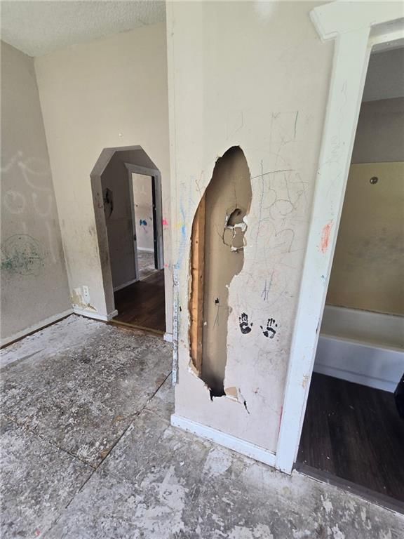 809 W Lexington Street — photo 6