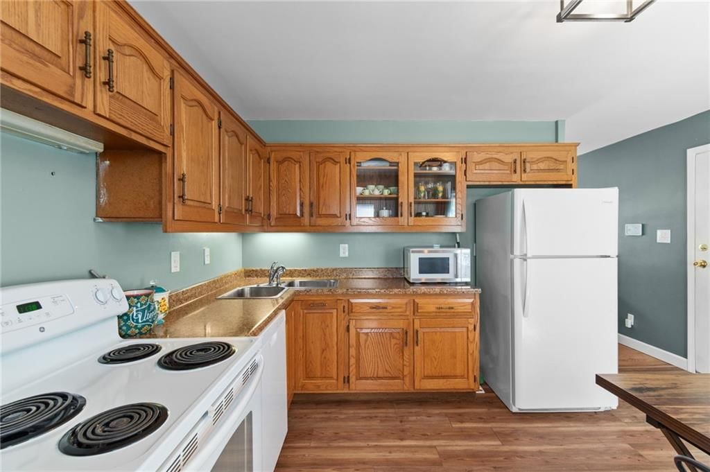 1717 Ellison Way — photo 9