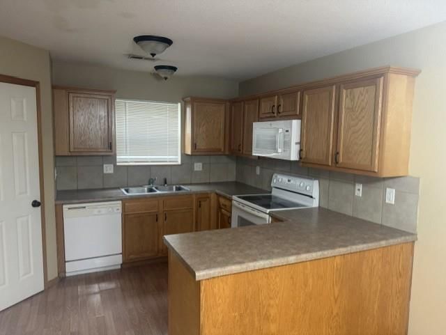 1003 NE Clear Creek Road — photo 7