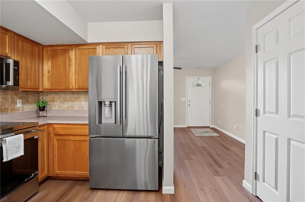 256 N ALDER Street — photo 11