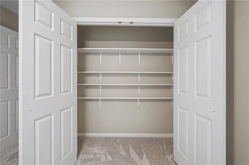 256 N ALDER Street — photo 19