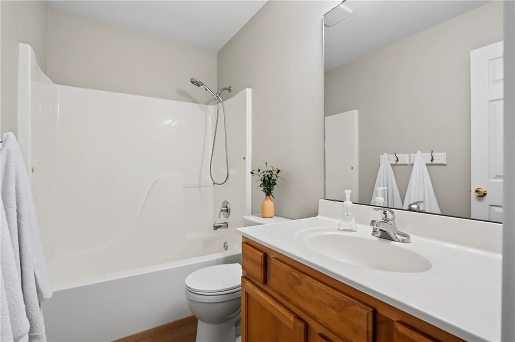 256 N ALDER Street — photo 21