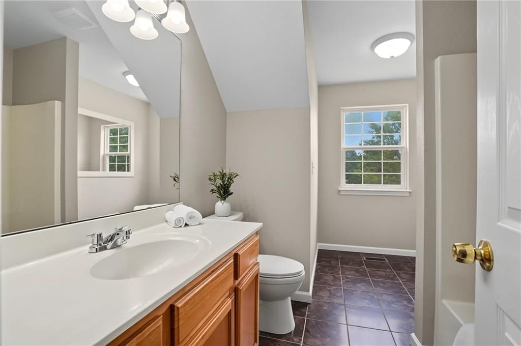 256 N ALDER Street — photo 29