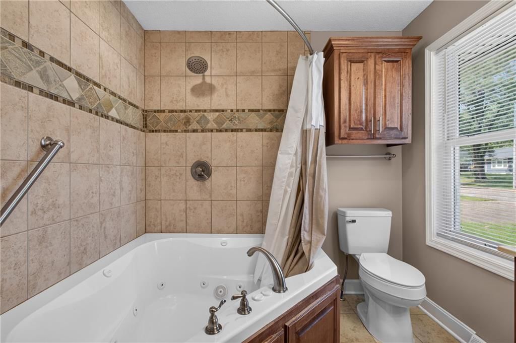 8509 E 111th Street — photo 25