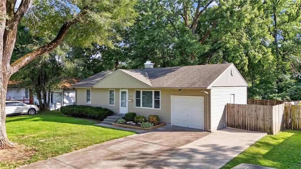 8509 E 111th Street — photo 42
