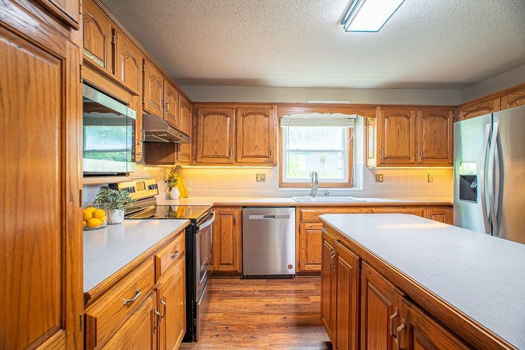 3135 N 131st Street — photo 11