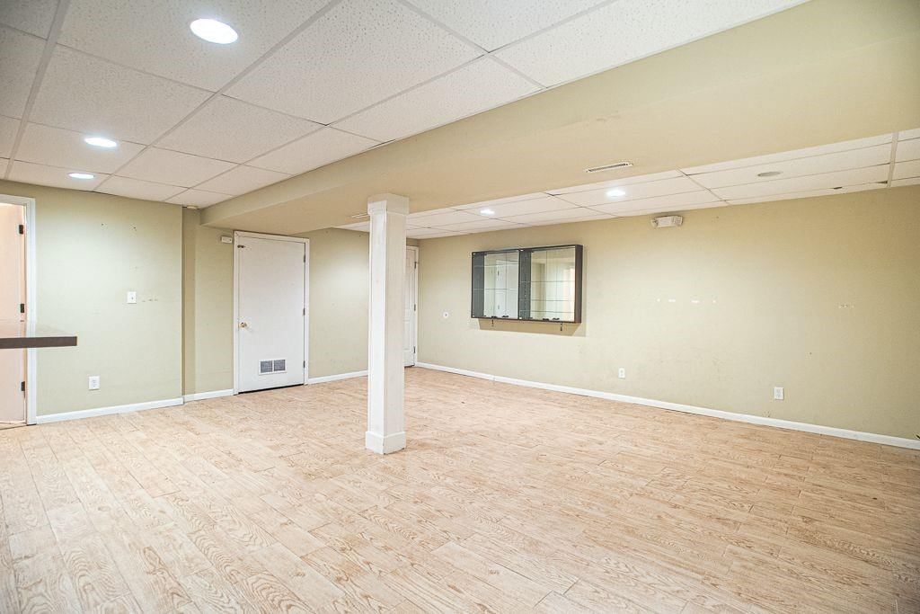 3135 N 131st Street — photo 35
