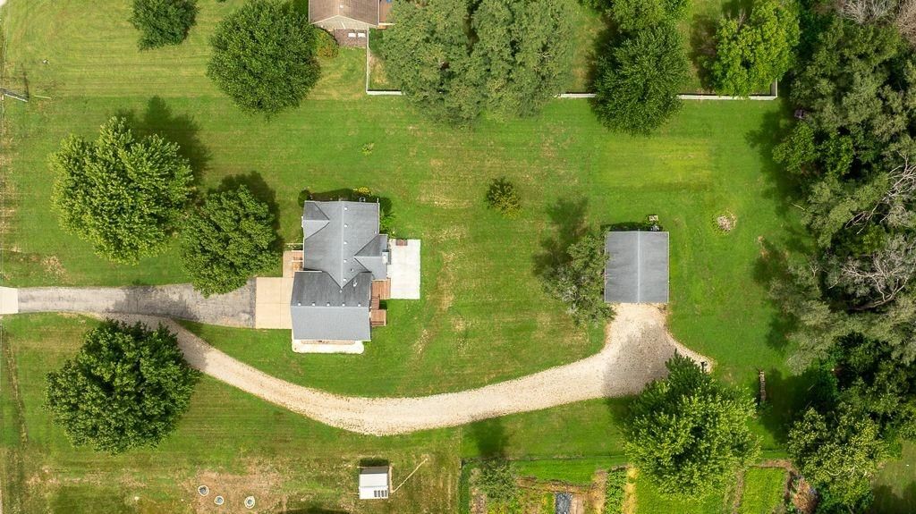 3135 N 131st Street — photo 44