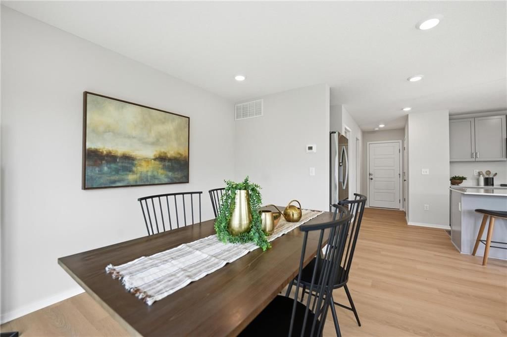1431 S 4th Street E — photo 10