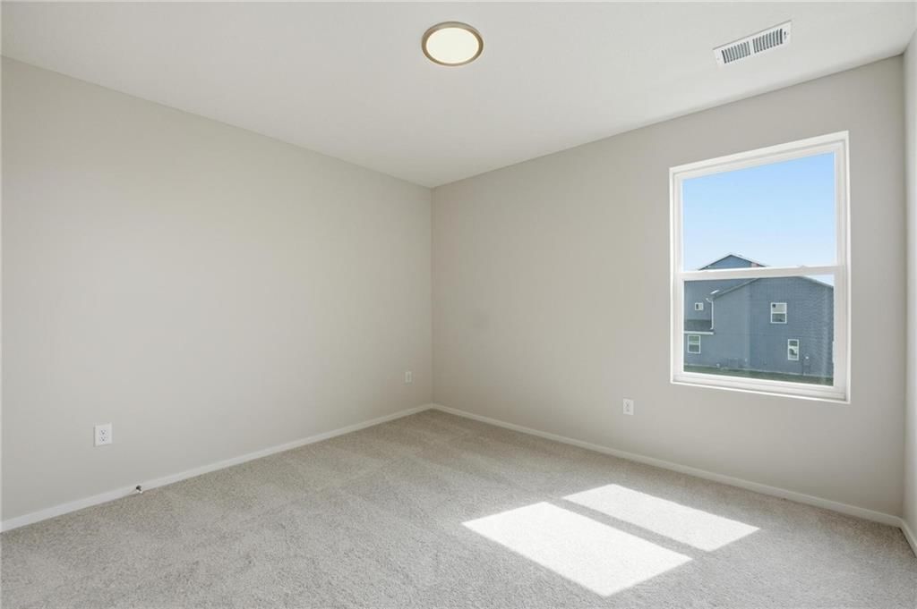 1431 S 4th Street E — photo 26