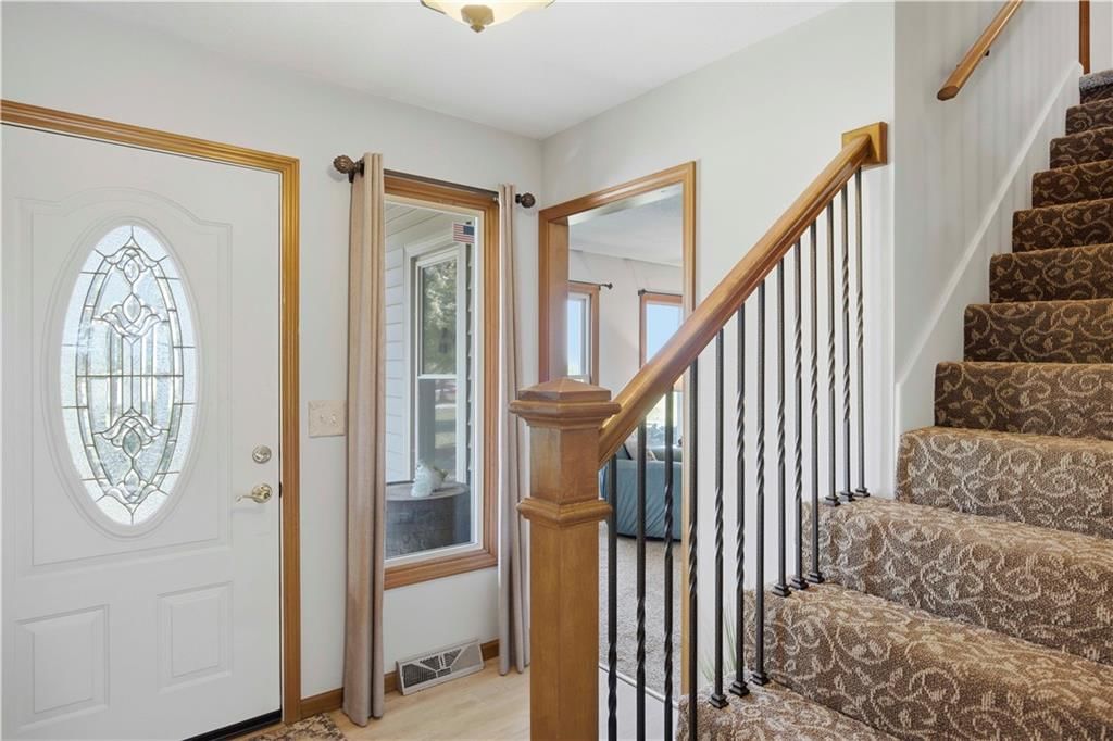 15285 Edgerton Road — photo 7