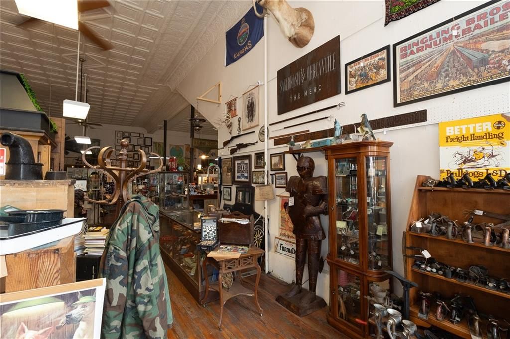 710 Main Street — photo 16