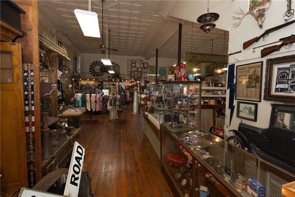 710 Main Street — photo 17
